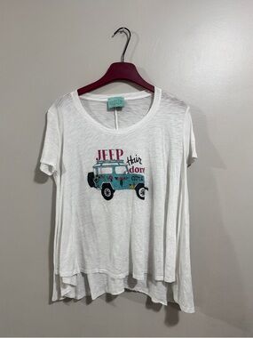 Judith March “ Jeep Hair Don’t Care” T Shirt Womans Size Medium